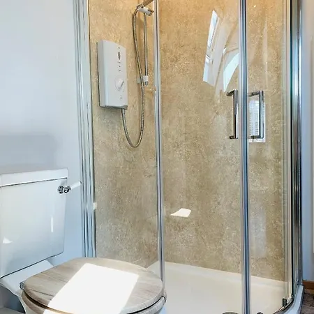 아파트 The Boat House, Spacious Village *